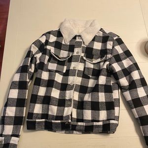 Women’s Black and White Fuzzy Jacket, sz 7